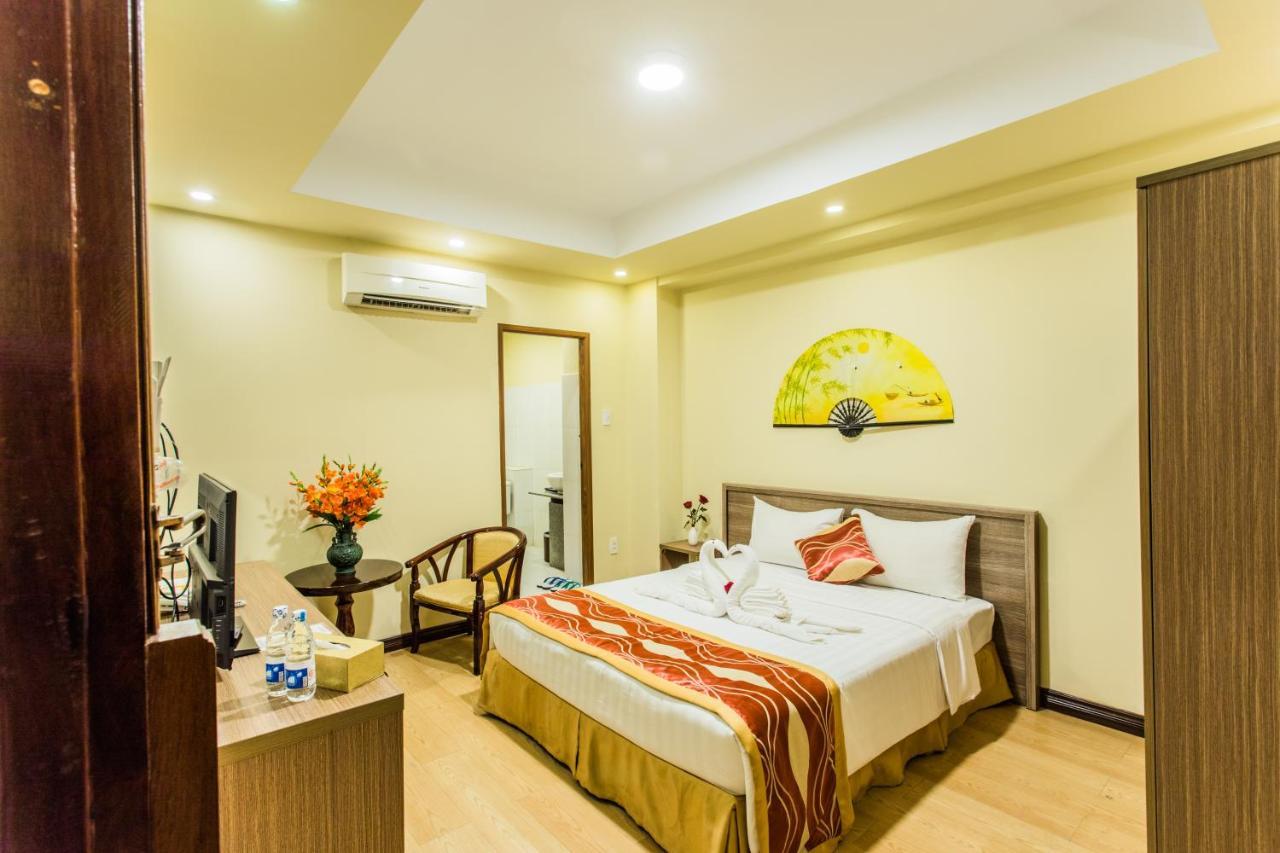 Golden Gate China Town Hotel Янгон Екстер'єр фото