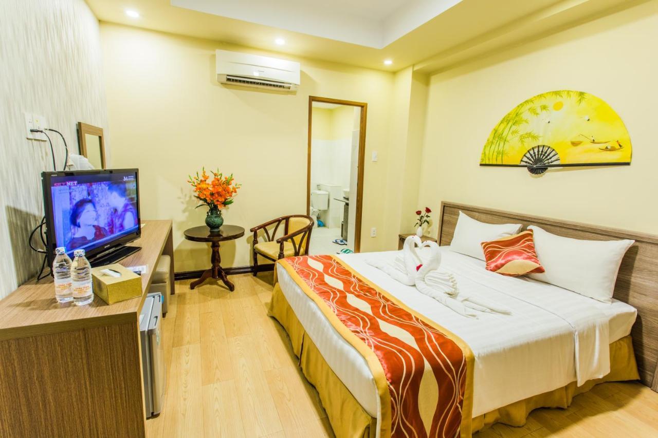 Golden Gate China Town Hotel Янгон Екстер'єр фото