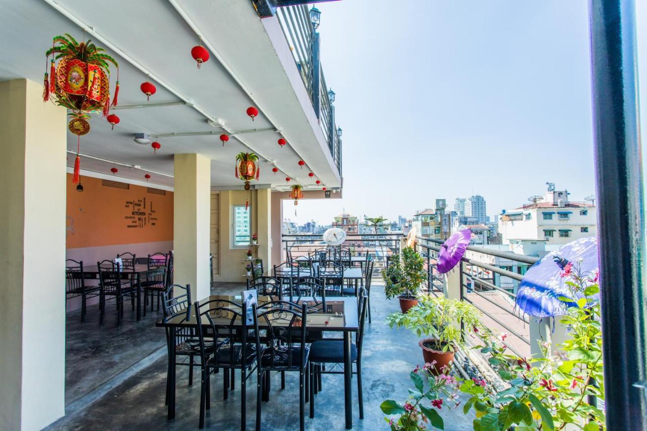 Golden Gate China Town Hotel Янгон Екстер'єр фото