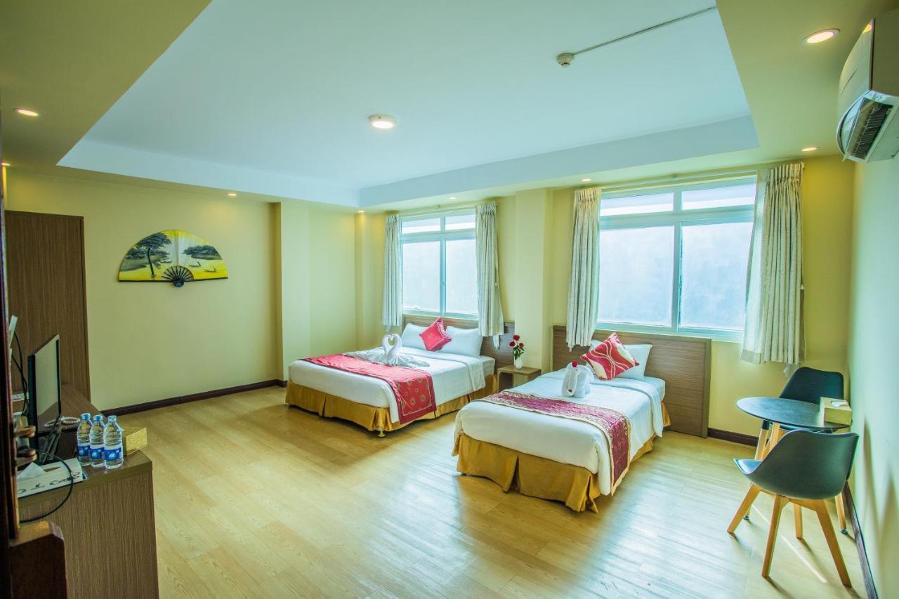 Golden Gate China Town Hotel Янгон Екстер'єр фото